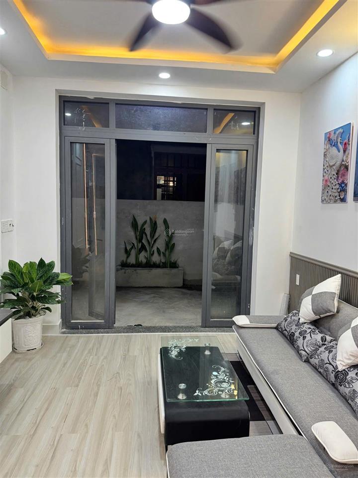 Bán gấp nhà biệt thự 2pn, 2wc, 44m2 ở cuối nguyễn văn bứa, hóc môn, hcm
