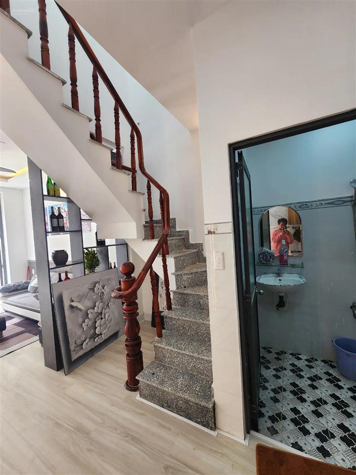 Bán gấp nhà biệt thự liền kề tại nguyễn văn bứa, 850 triệu, 40m2, 2pn + 2wc