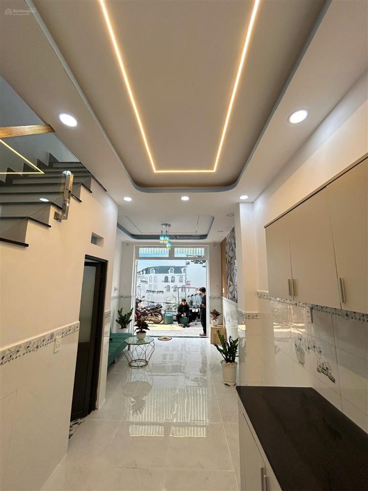 Bán nhà riêng tại đường nguyễn văn bứa, 800 triệu, 32m2, giá siêu hời hot!