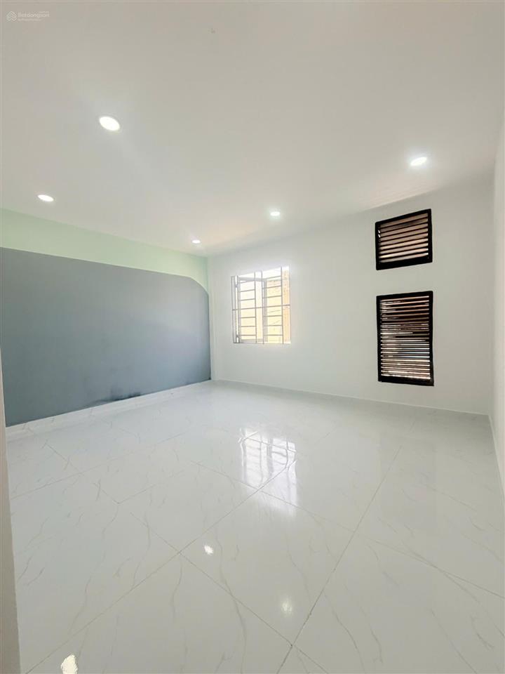 Bán nhà riêng phong thủy tốt, căn cuối nên giá rẻ hơn thị trường