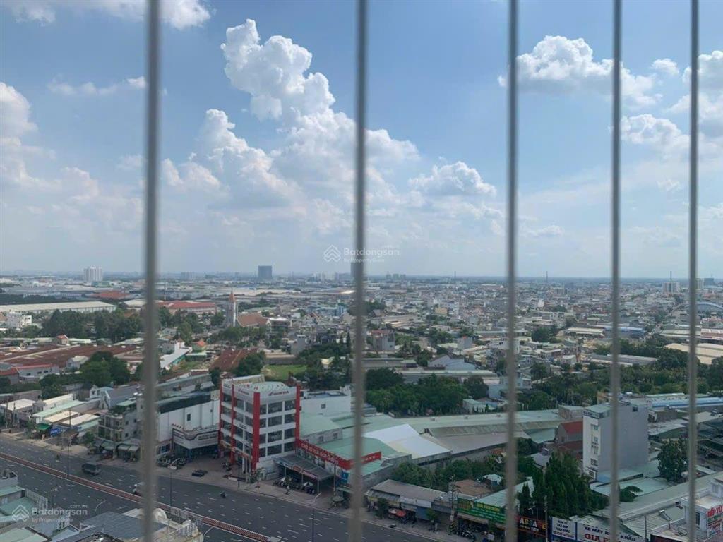 Cần chuyển nhượng căn hộ mặt tiền đt743, 62m2