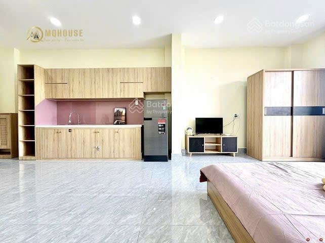 Chdv full nội thất, ban công, 40m2 phan đăng lưu phú nhuận, thang máy, cho nuôi pet