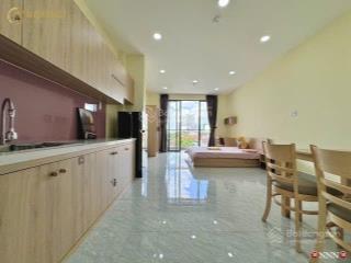 Chdv full nội thất, ban công, 40m2 phan đăng lưu phú nhuận, thang máy, cho nuôi pet