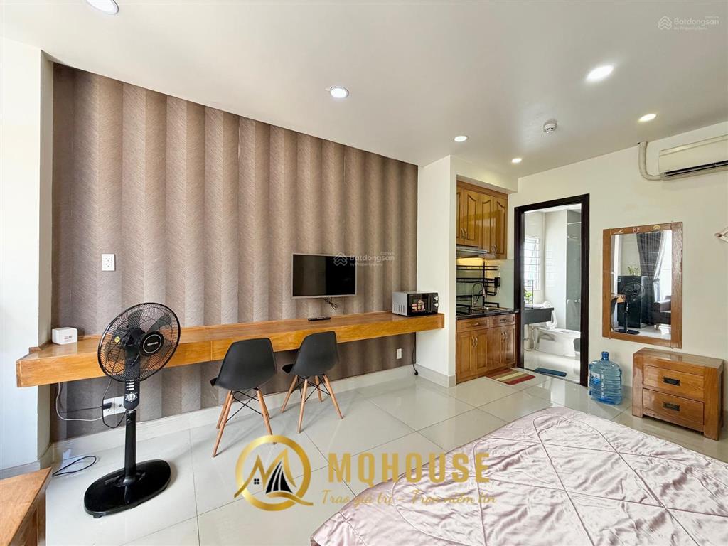 Căn hộ 40m2 full nội thất, ban công trần đình xu quận 1  mới  sạch sẽ