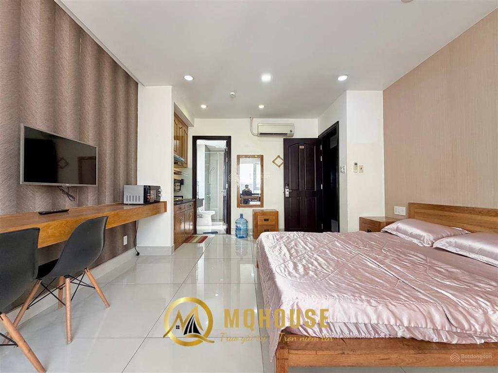 Căn hộ 40m2 full nội thất, ban công trần đình xu quận 1  mới  sạch sẽ
