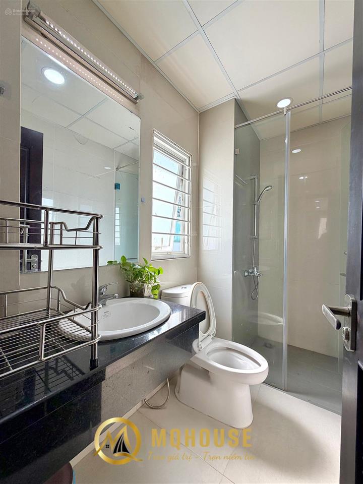 Căn hộ 40m2 full nội thất, ban công trần đình xu quận 1  mới  sạch sẽ