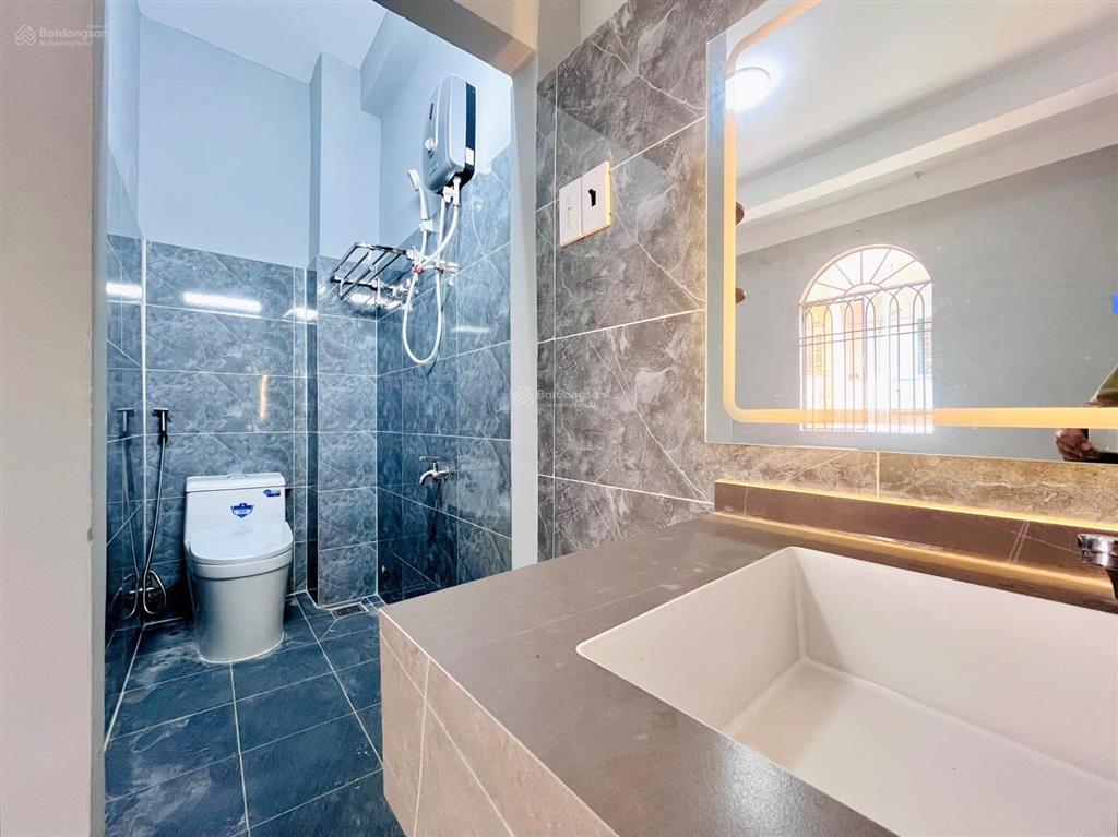 Căn hộ 1pn 50m2 full nội thất  trần hưng đạo quận 1