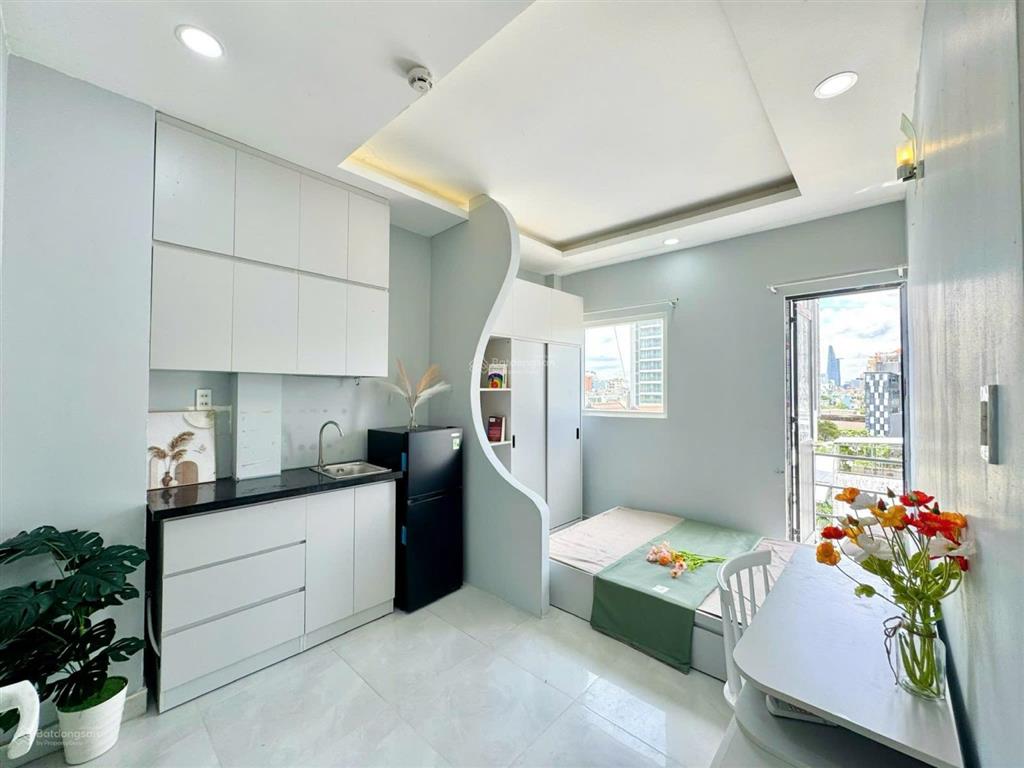 Căn hộ 35m2 full nội thất, ban công, nguyễn văn cừ quận 1