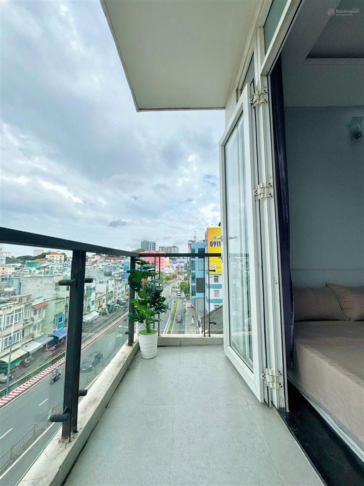 Căn hộ 35m2 full nội thất, ban công, nguyễn văn cừ quận 1