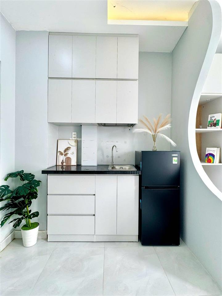Căn hộ 35m2 full nội thất, ban công, nguyễn văn cừ quận 1