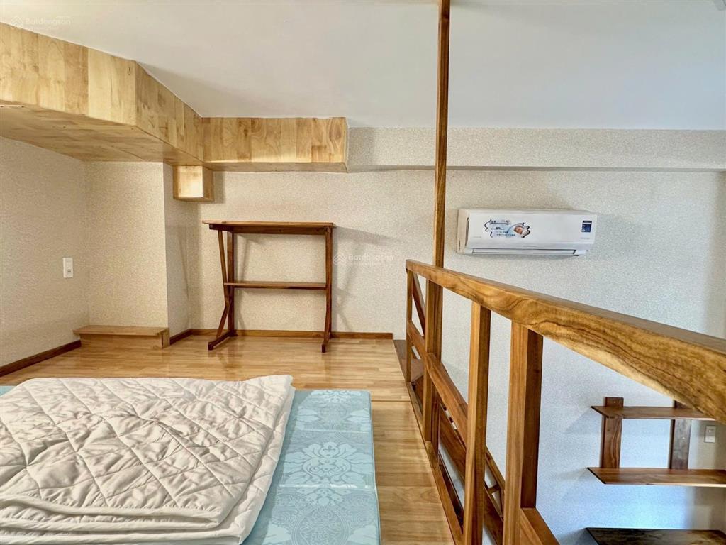 Căn hộ duplex, ban công full nội thất, thiết kế vintage hoàng sa quận 3