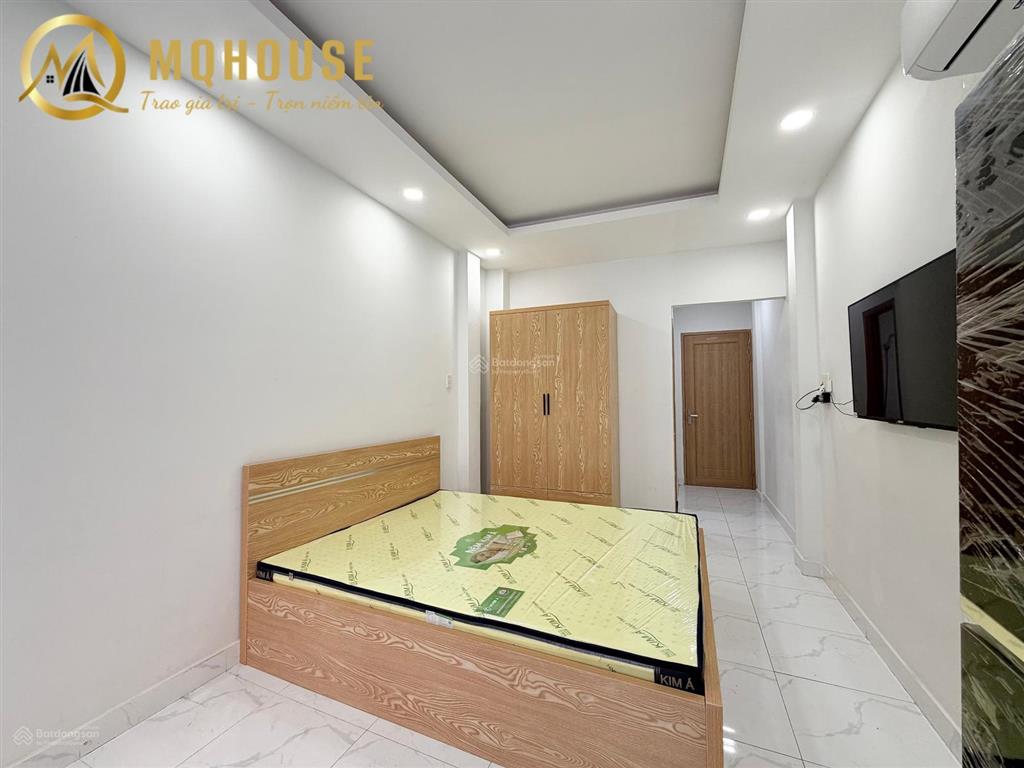 Bóc seal căn hộ ban công mới 100% full nội thất, máy giặt riêng, nguyễn cảnh chân, quận 1