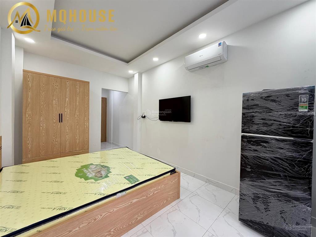 Bóc seal căn hộ ban công mới 100% full nội thất, máy giặt riêng, nguyễn cảnh chân, quận 1