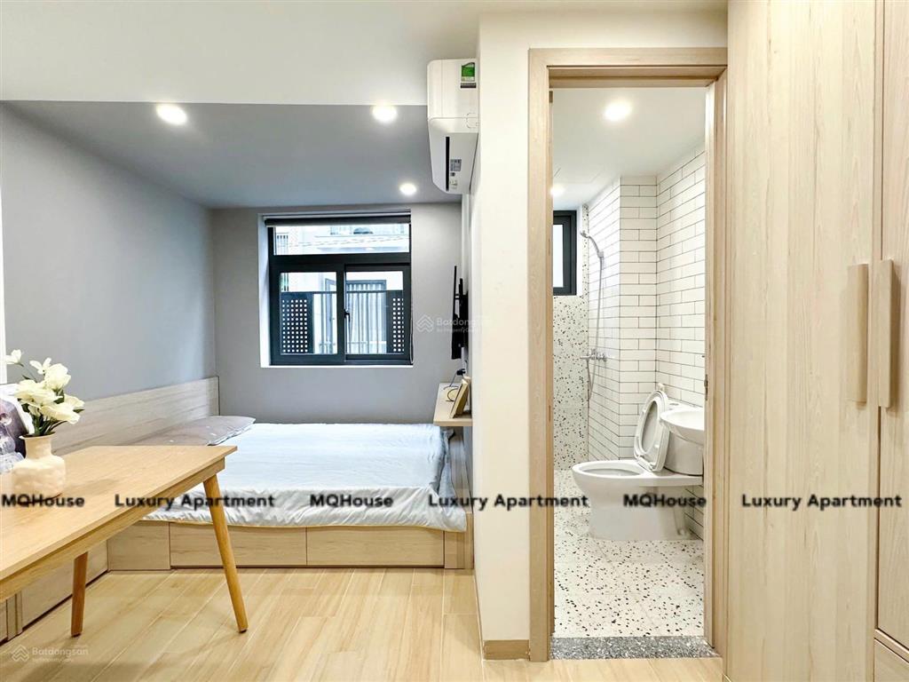 Căn hộ thiết kế đẹp  nội thất cao cấp  cửa sổ thoáng  thang máy  cmt8, quận 3, gần đh hoa sen