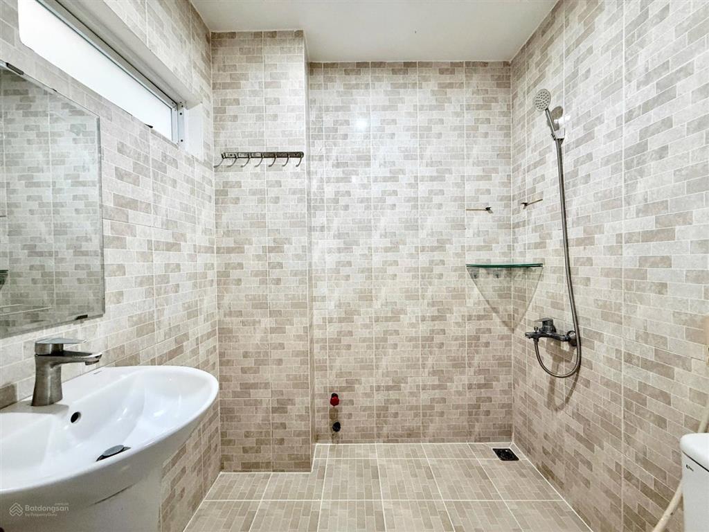 Cho thuê phòng  35m2  lê thị riêng bến thành quận 1  gần đh hoa sen  đh văn lang