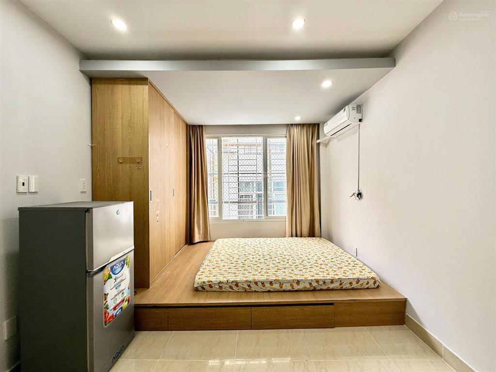 Cho thuê phòng  35m2  lê thị riêng bến thành quận 1  gần đh hoa sen  đh văn lang