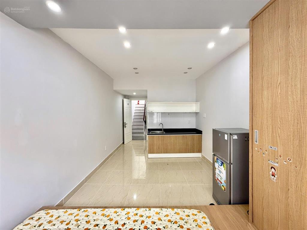 Cho thuê phòng  35m2  lê thị riêng bến thành quận 1  gần đh hoa sen  đh văn lang