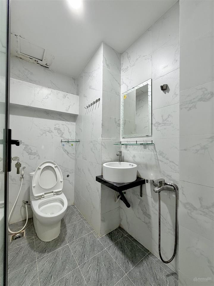 Cho thuê phòng 35m2 full nt, máy giặt riêng, thành thái quận 10, bảo vệ, thang máy, sạch sẽ
