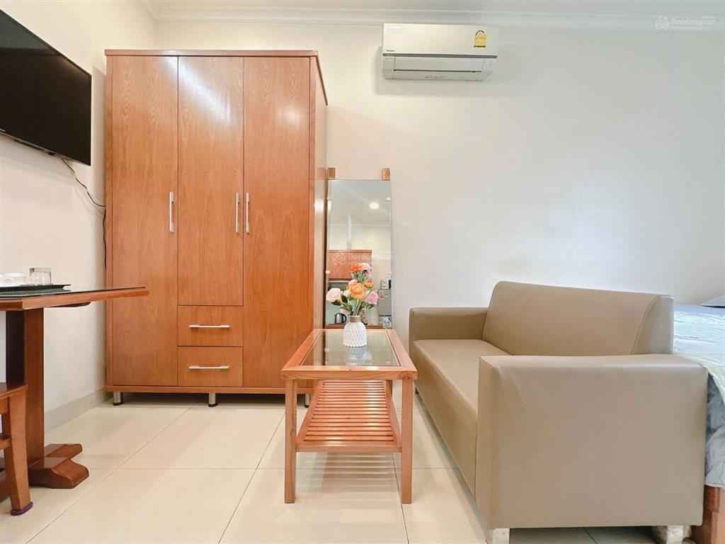 Căn hộ 35m2 full nội thất, lý chính thắng quận 3, full nội thất, ban công, hầm xe rộng