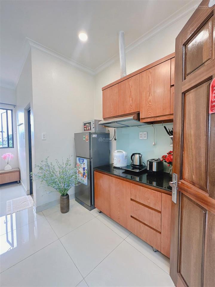 Căn hộ 35m2 full nội thất, lý chính thắng quận 3, full nội thất, ban công, hầm xe rộng