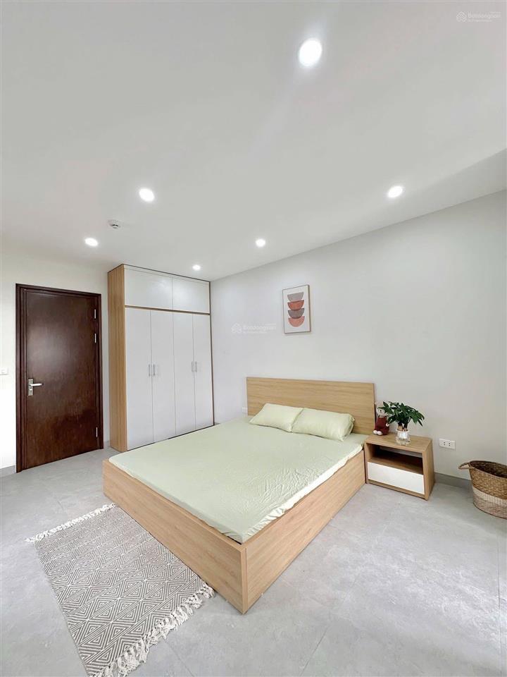 Cho thuê phòng 35m2, cửa sổ trời lớn, full nội thất, ngay phan đăng lưu, phú nhuận, gần q1, q3, tb