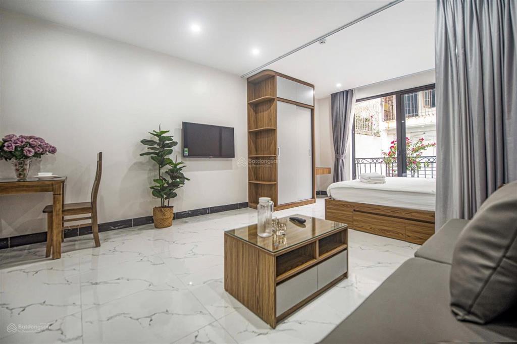 Cho thuê ch 40m2, ban công thoáng, phòng mới ngay nguyễn văn thương, bình thạnh, gần q1, q2