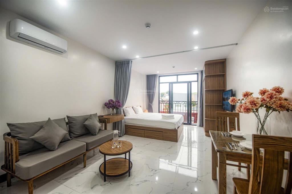 Cho thuê ch 40m2, ban công thoáng, phòng mới ngay nguyễn văn thương, bình thạnh, gần q1, q2