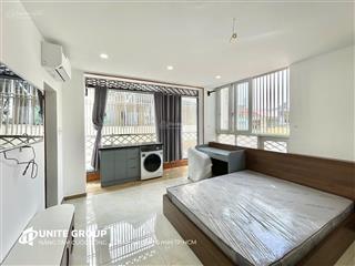 Cho thuê chdv 37m2, cửa sổ to, giặt riêng ngay hoa sữa, phú nhuận khu phan xích long  gần q1, q3