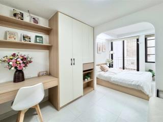 Cho thuê phòng 40m2, ban công, cửa sổ trời ngay phan đăng lưu, phú nhuận gần q1, q3