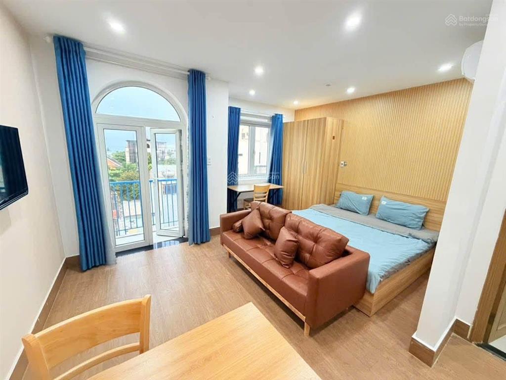 Phòng 40m2, ban công, cửa sổ trời full nt ngay phan đăng lưu, bình thạnh gần q1, q2, q3, phú nhuận
