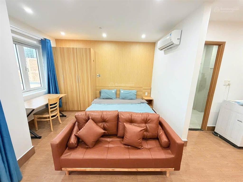 Phòng 40m2, ban công, cửa sổ trời full nt ngay phan đăng lưu, bình thạnh gần q1, q2, q3, phú nhuận