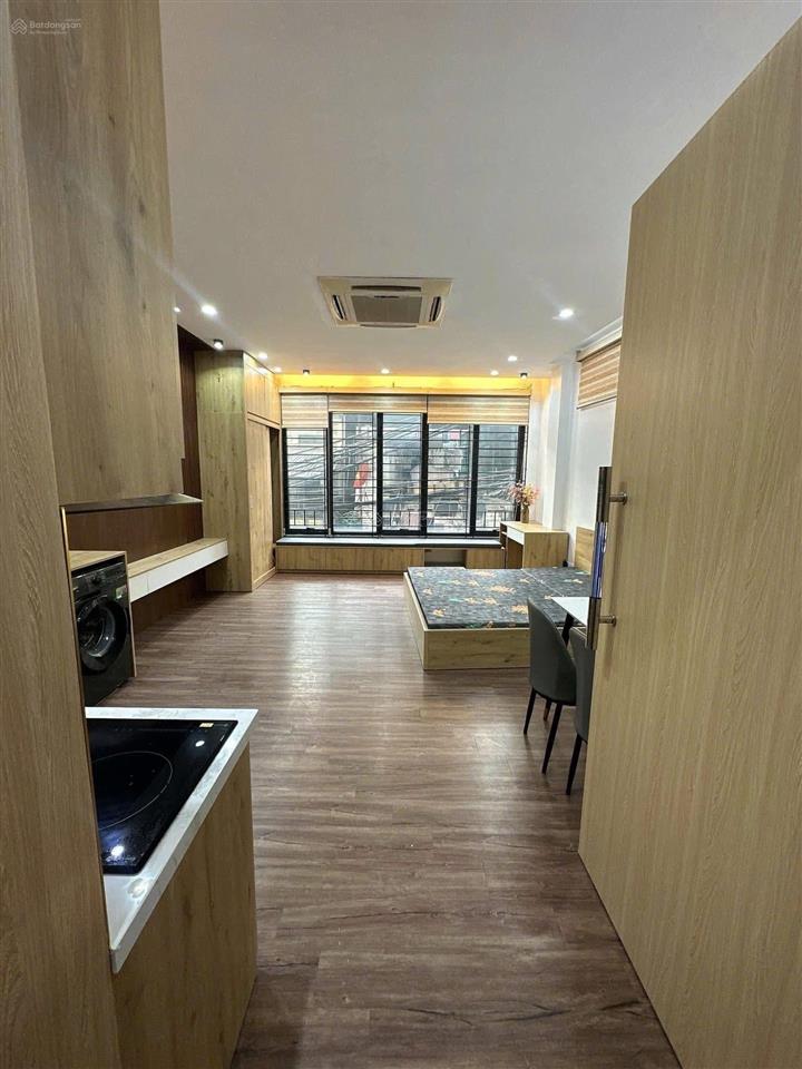 Phòng 35m2, cửa sổ lớn, máy giặt riêng, nguyễn gia trí, bình thạnh, gần q1, q2