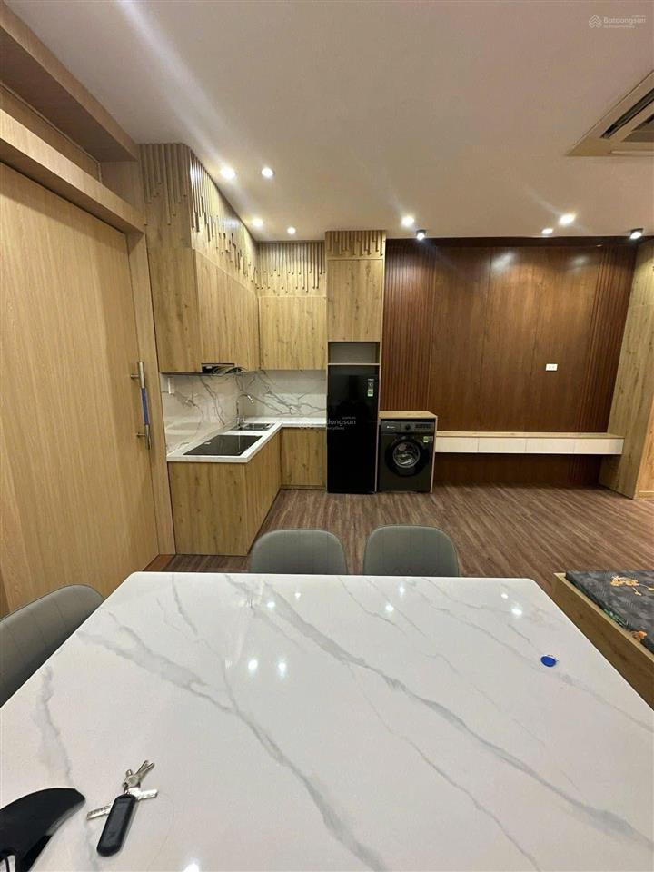 Phòng 35m2, cửa sổ lớn, máy giặt riêng, nguyễn gia trí, bình thạnh, gần q1, q2