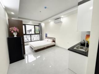 Cho thuê phòng có cửa sổ trời, ngay nguyễn gia trí, gần ngã tư hàng xanh, các trường đại học