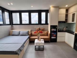 Phòng 30m2, cửa sổ trời lớn, full nội thất ngay nguyễn công hoan, phan xích long, gần q1, q3