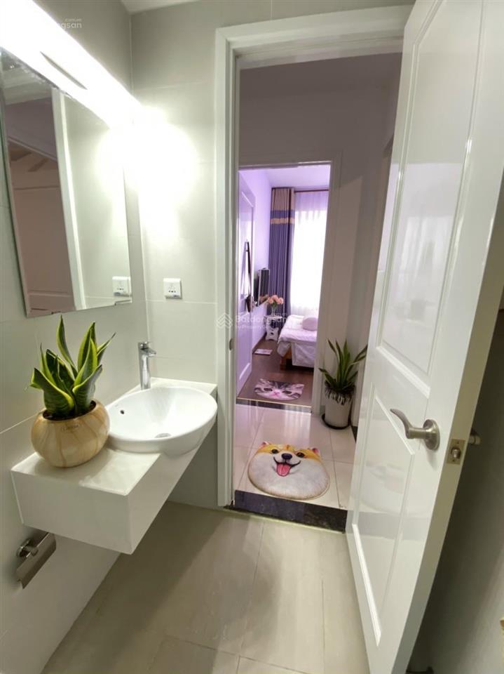 Bán gấp căn hộ 2pn 1wc  nhà đẹp view đẹp  cc saigon mia.  xem nhà trực tiếp 0902 838 ***