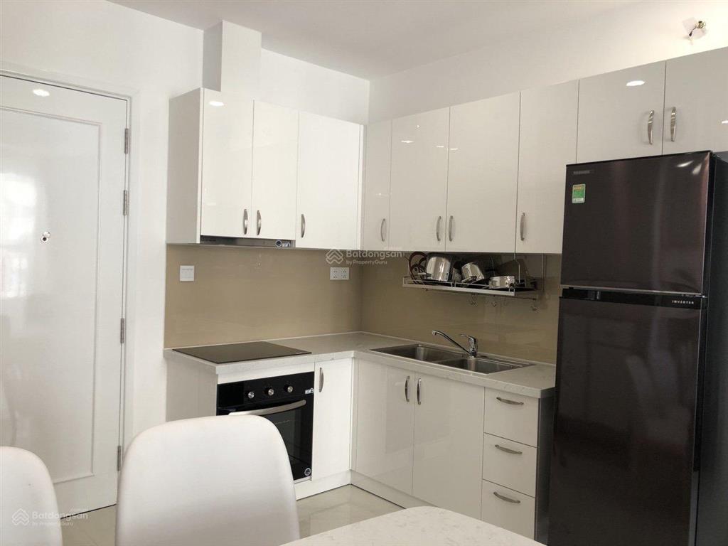Saigon mia cho thuê căn hộ 2pn2wc  full nội thất.  xem nhà 0902 838 ***