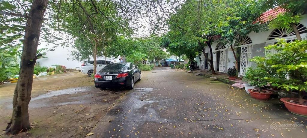 Bán gấp đất 200m2 tại đường 26, hiệp bình chánh, thủ đức, giá siêu hời 15,3 tỷ