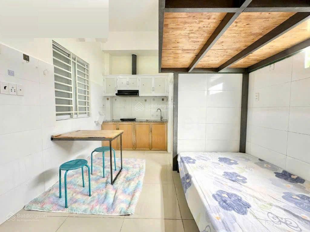 Thu nhập 1,5 tỷ/năm, chdv cao cấp 320m² ngang 8m, 4 tầng, 36p, ngay trung tâm thủ đức, giá 38,5 tỷ