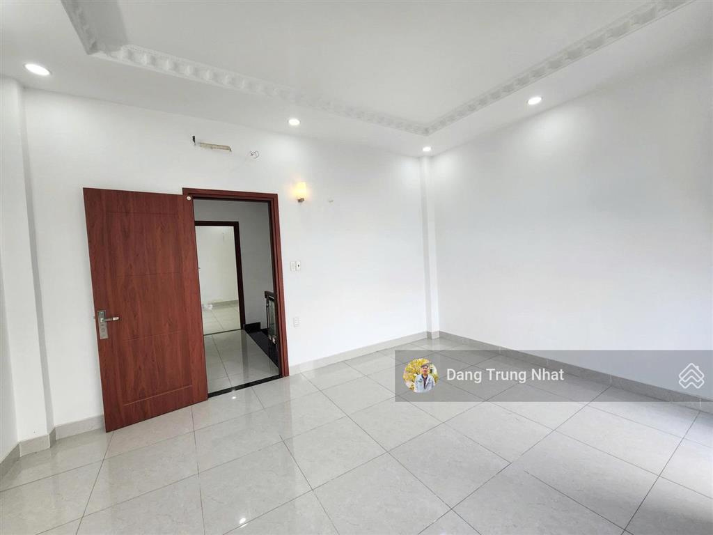 Bán nhà 3 tầng 132m² ngang 4.5m, góc 2 mặt tiền đường 11, p. trường thọ, tp. thủ đức, giá 13,5 tỷ