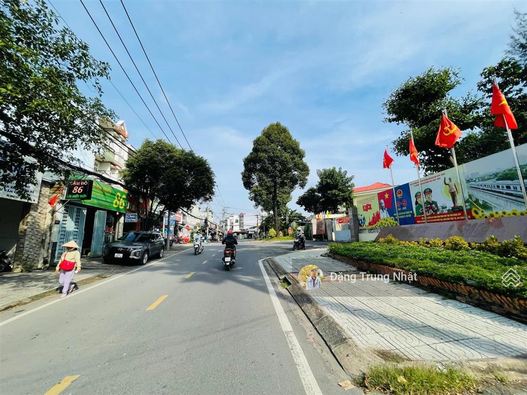 Giảm 500tr giá còn 14 tỷ! bán nhà 104m2 ngang 6m, mặt tiền đường 35, linh đông, thu nhập 200tr/năm.
