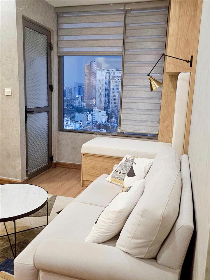 Bán căn góc river gate, giá 3,5 tỷ, diện tích 31,8m2, hàng hiếm tại view đẹp  pháo hoa.