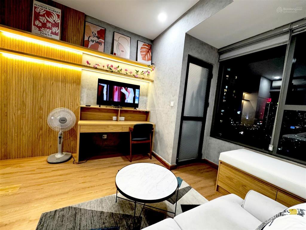 Bán căn góc river gate, giá 3,5 tỷ, diện tích 31,8m2, hàng hiếm tại view đẹp  pháo hoa.