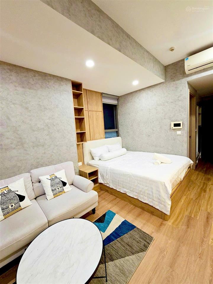 Bán căn góc river gate, giá 3,5 tỷ, diện tích 31,8m2, hàng hiếm tại view đẹp  pháo hoa.