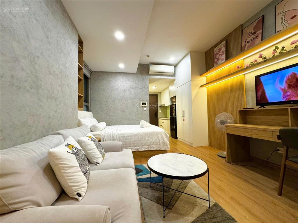 Bán căn góc river gate, giá 3,5 tỷ, diện tích 31,8m2, hàng hiếm tại view đẹp  pháo hoa.