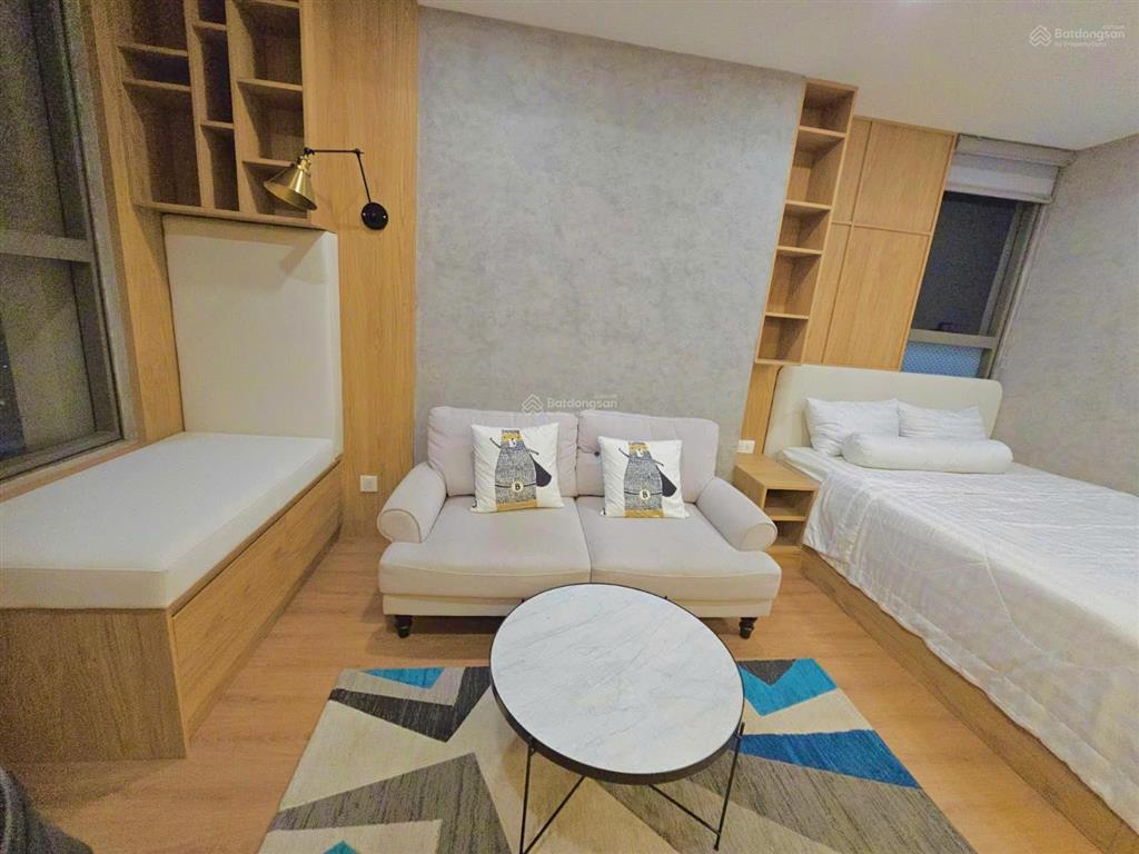 Bán căn góc river gate, giá 3,5 tỷ, diện tích 31,8m2, hàng hiếm tại view đẹp  pháo hoa.