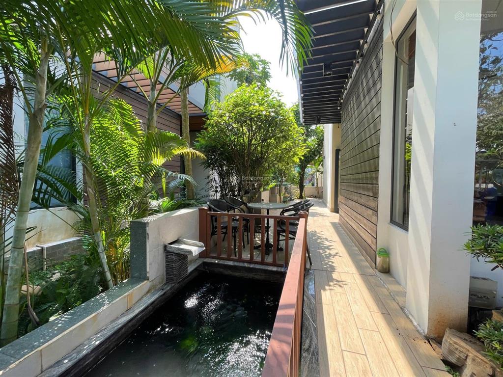 Lucasta cho thuê 32tr/tháng  hương