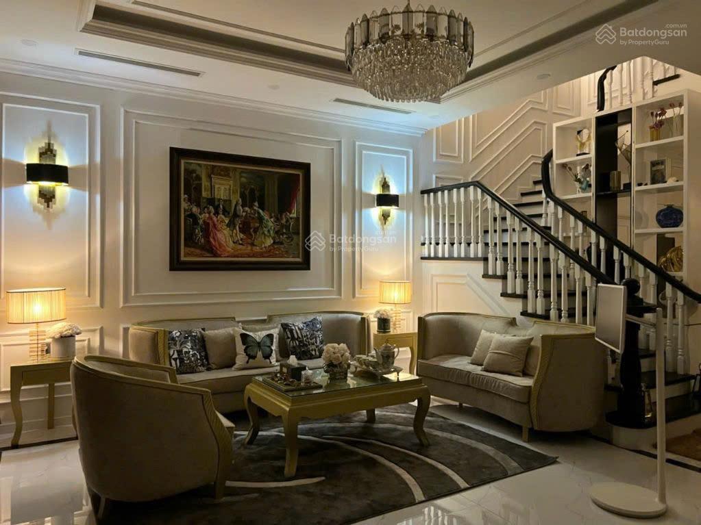 Nhà phố verosa park dt 6x17m full nội thất giá 40tr/ tháng  hương