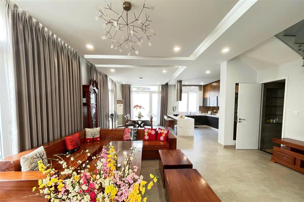 Biệt thự song lập the venica full nội thất giá 70tr  hương