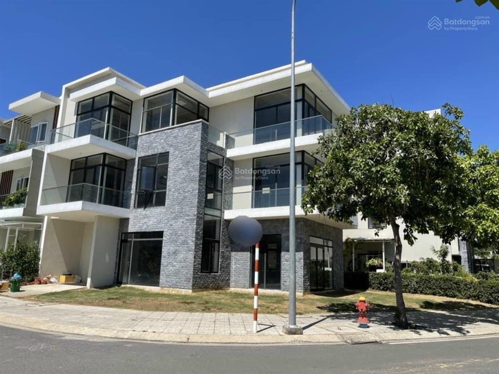 Chính chủ gửi bán nhà kdc rio vista dt 7x23.5m view sông view hồ bơi  19.8 tỷ  hương